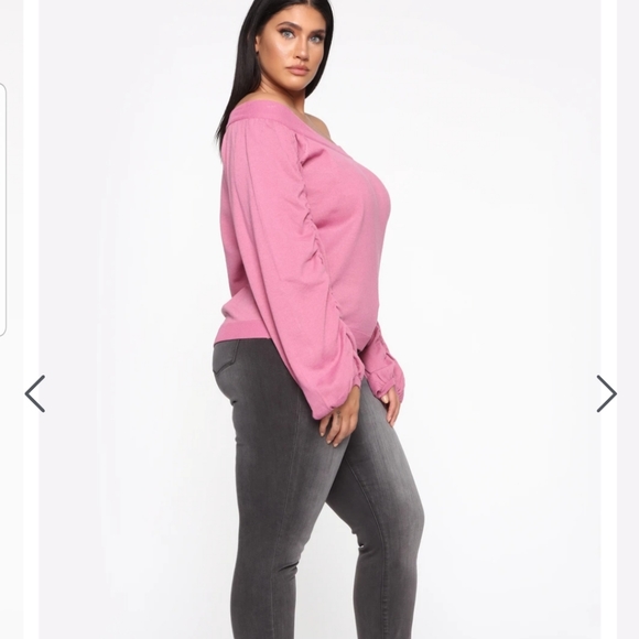 Sweater - Picture 6 of 6